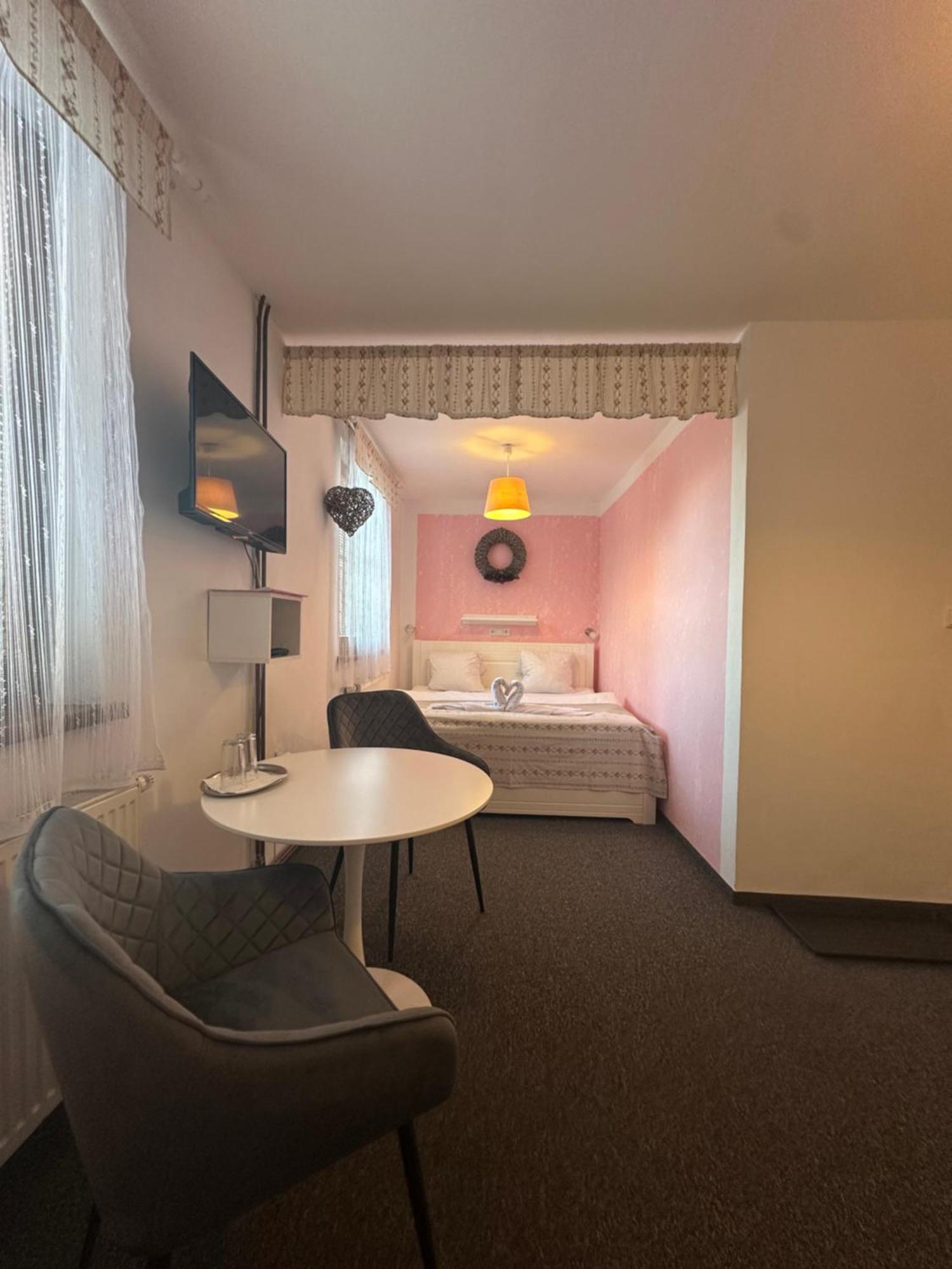 Wellness Penzion Harmonie Rohanov Prachatice Exterior photo